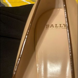 Bally size 5.5 ladies low heel shoes.